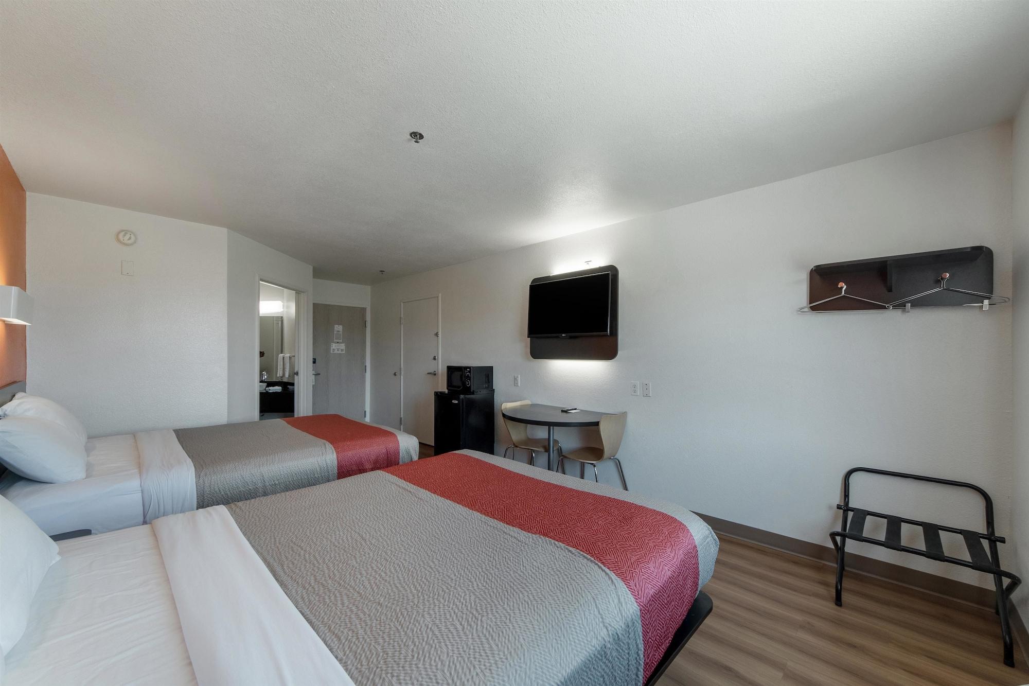 Motel 6-San Antonio, Tx - Downtown - Alamo Dome エクステリア 写真