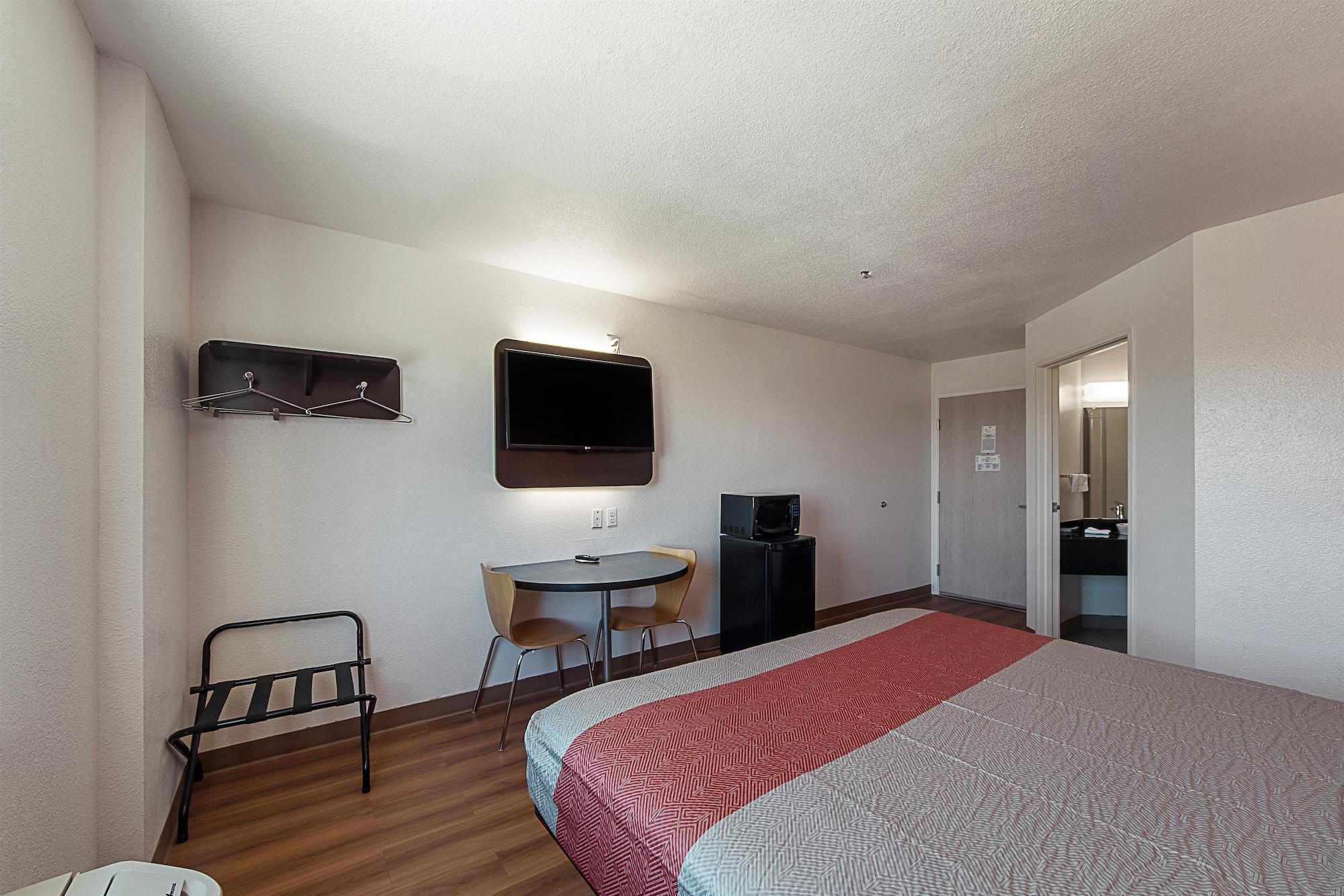 Motel 6-San Antonio, Tx - Downtown - Alamo Dome エクステリア 写真