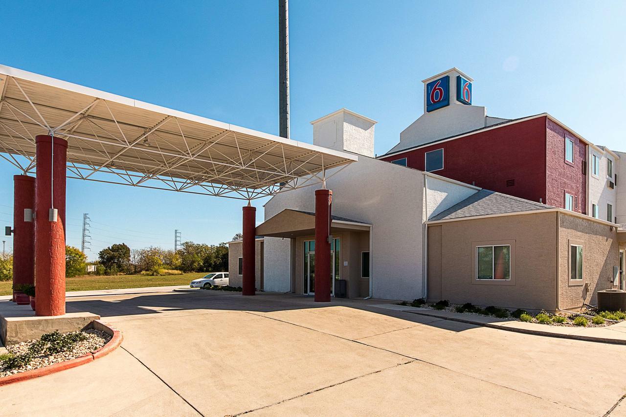 Motel 6-San Antonio, Tx - Downtown - Alamo Dome エクステリア 写真